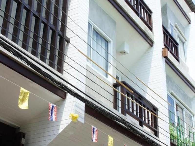 Ban'S Avenue Guesthouse Тао Екстер'єр фото