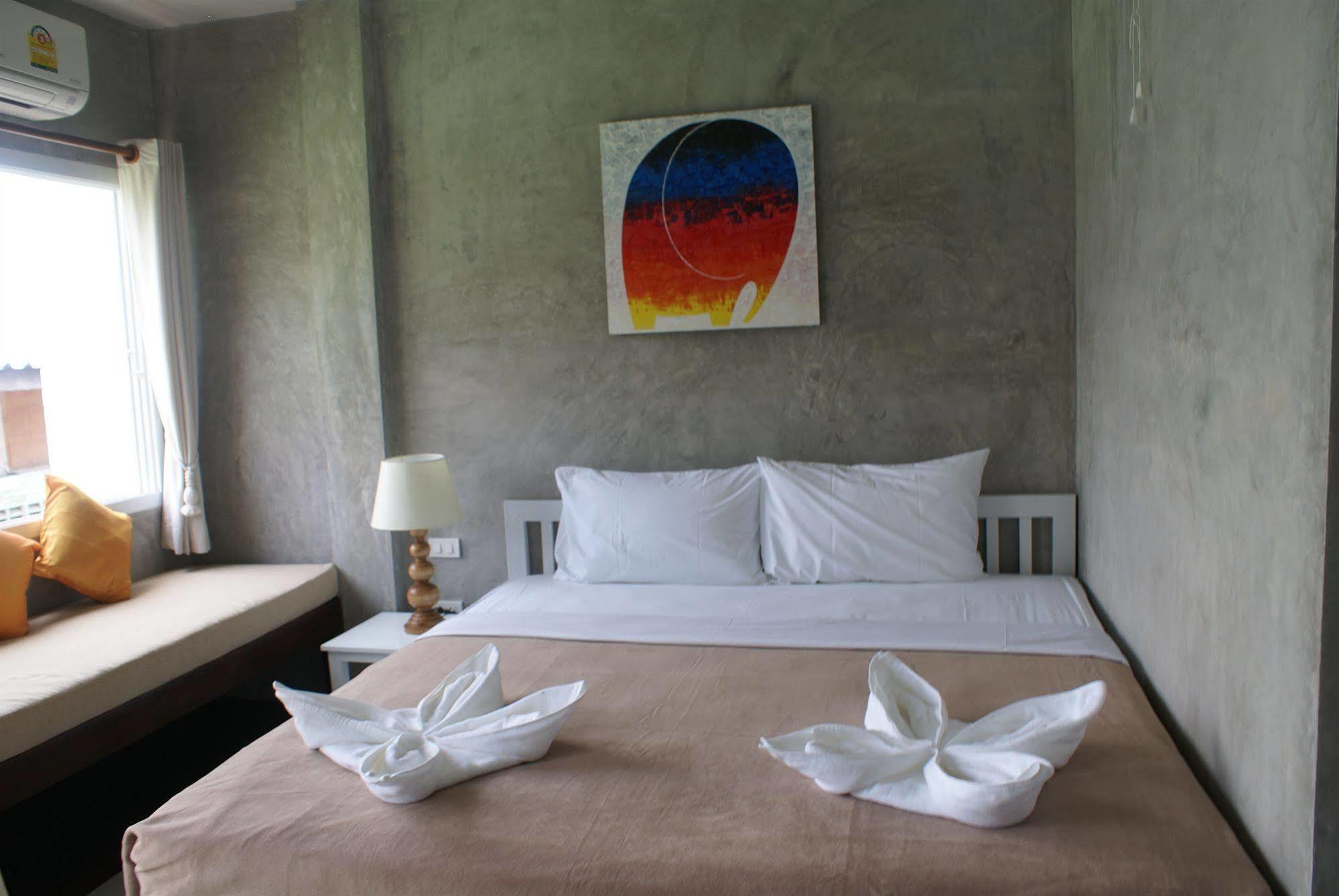 Ban'S Avenue Guesthouse Тао Екстер'єр фото